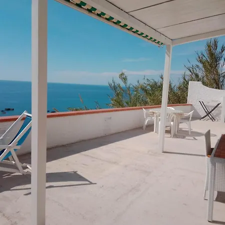 Riflessi Della Baia Holiday home *